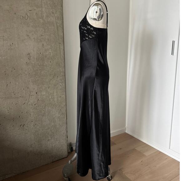 Vintage Victoria Secret Black Lace Slip SZ S - Picture 3 of 6